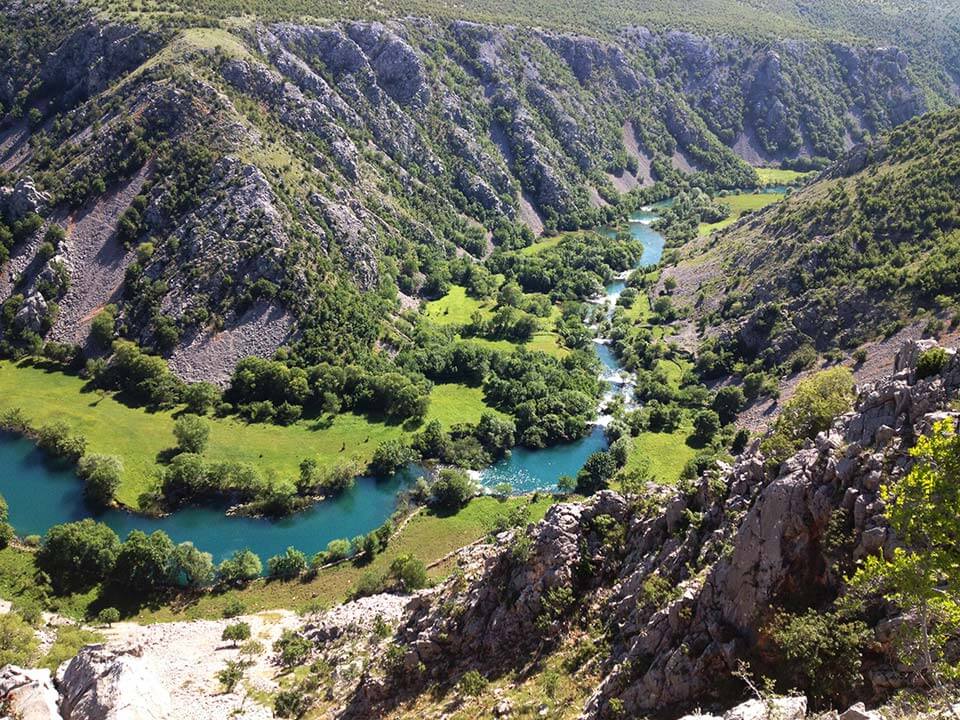 Clear Rivers Hidden Canyons 8 Days Adventure Holiday