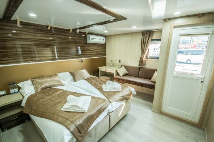 Dubrovnik Wine Cruise