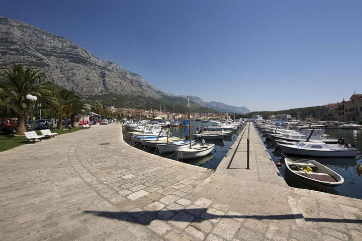 makarska marina