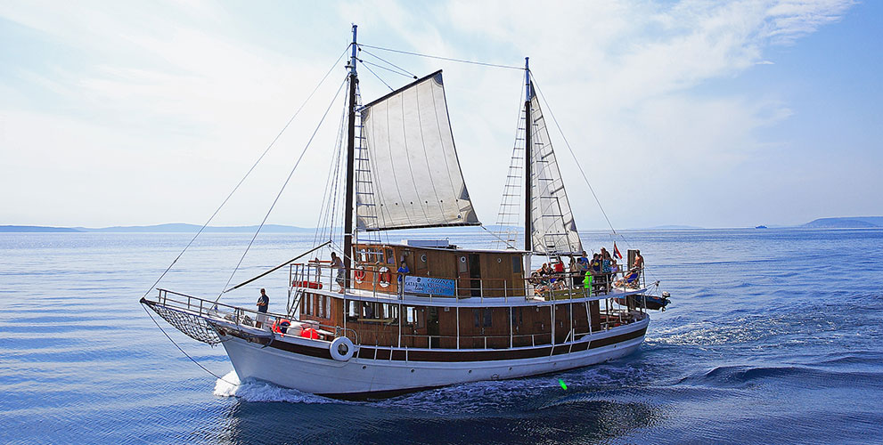 Traditional Boat Category